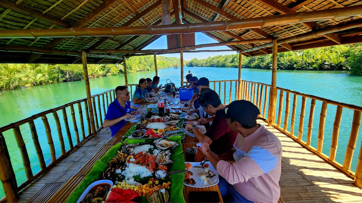 Sungayan Grill’s signature experience is enjoying a river cruise while having lunch.